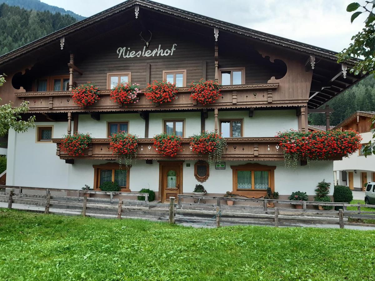 Vila Nieslerhof Mayrhofen Exteriér fotografie